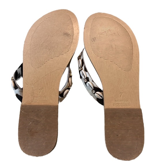 LN Skemo Savannah Leopard Embellished Leather Rhinestone Shell Slide Sandals - 7 - Picture 11 of 15